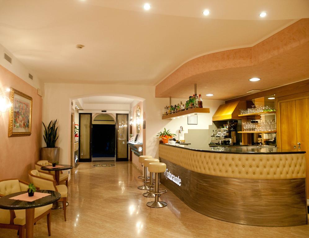 Hotel Panorama Ristorante ***s Torri Del Benaco